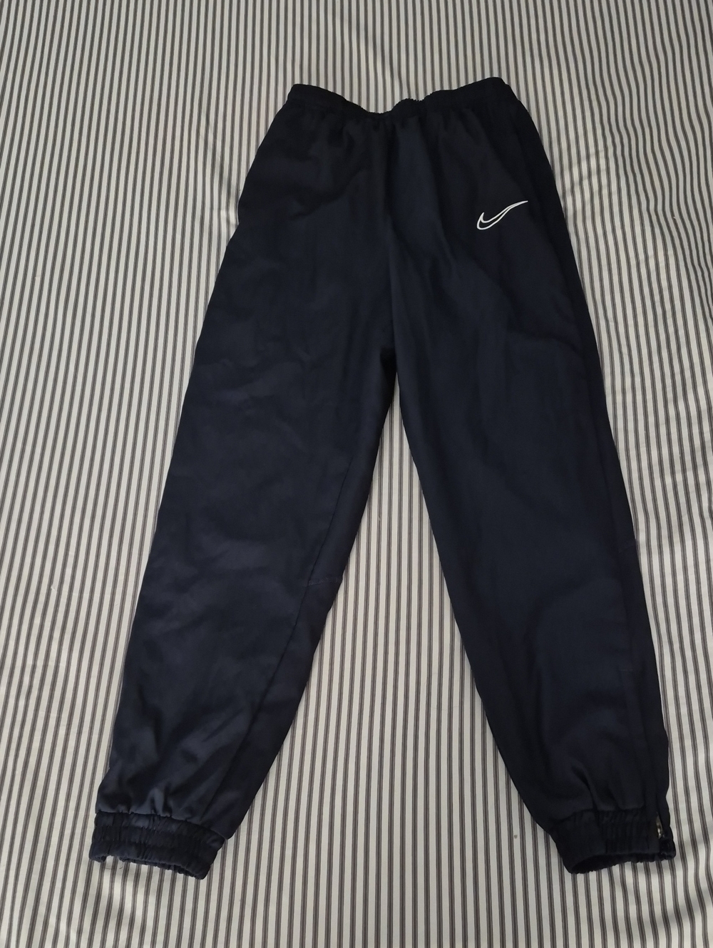 Nike Kids Navy Blue Jogger Sweatpants with White Swoosh